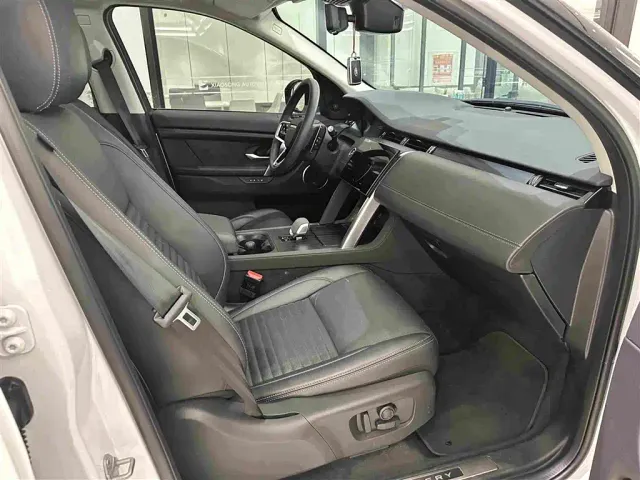 Land Rover Discovery Sport — Фото автомобиля 16