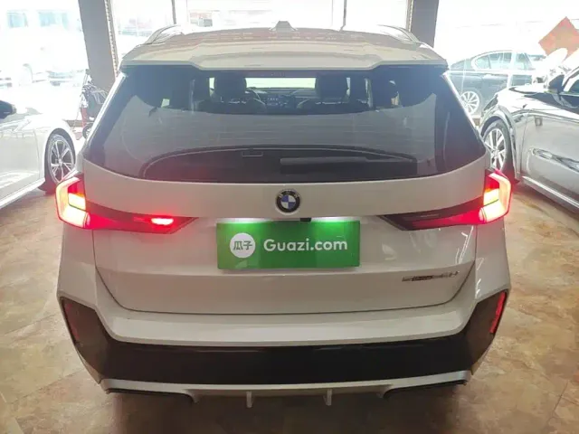 BMW X1 — Фото автомобиля 5