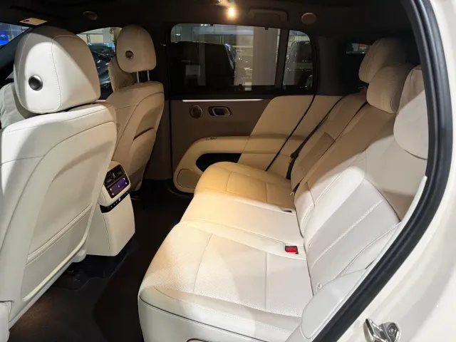 Li Auto i6 — Фото автомобиля 6