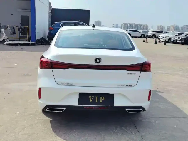 Changan Eado — Фото автомобиля 19