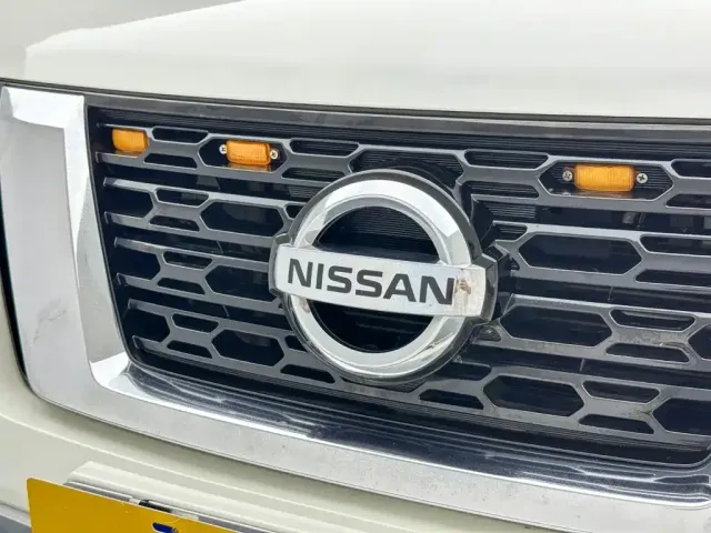 Nissan Terra 2020 2.5L XL Upper Automatic 2WD Luxury Edition — Фото автомобиля 24
