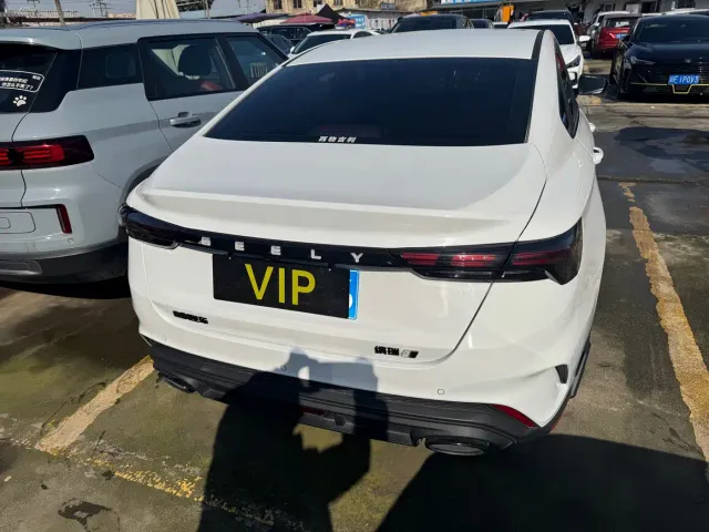 Geely Binrui — Фото автомобиля 3