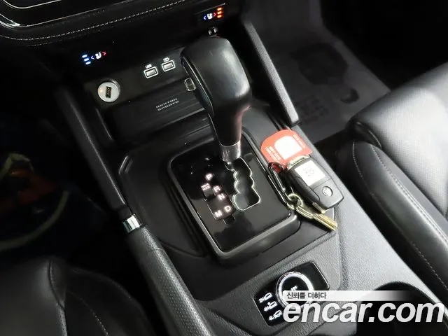 KG_Mobility_Ssangyong Rexton — Фото автомобиля 9