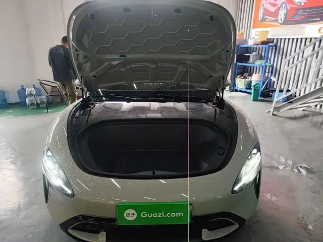 Xiaomi SU7 — Фото автомобиля 15