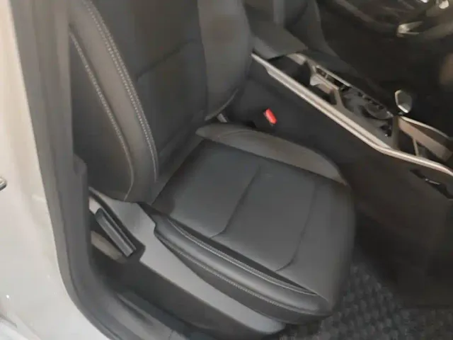 Geely Emgrand — Фото автомобиля 24