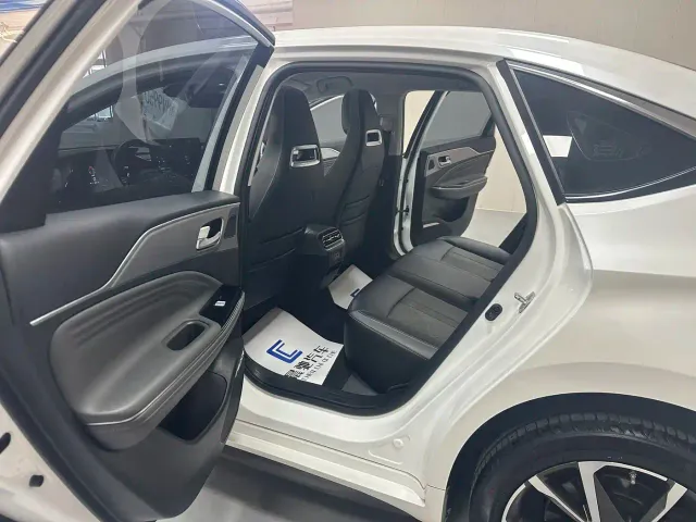 GAC Aion S Plus — Фото автомобиля 11