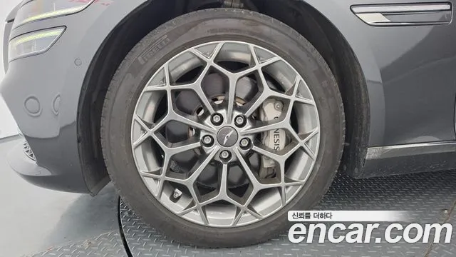 Genesis G80 RG3 — Фото автомобиля 5
