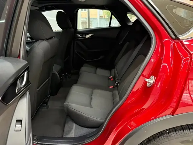 Mazda CX-4 — Фото автомобиля 18