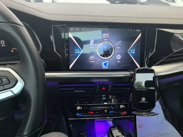 Volkswagen Passat — Фото автомобиля 12