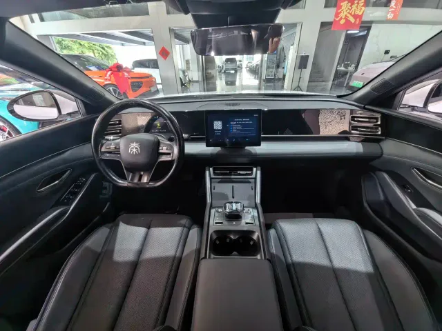 BYD Qin L — Фото автомобиля 15