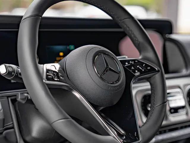 Mercedes-Benz G-Class — Фото автомобиля 20