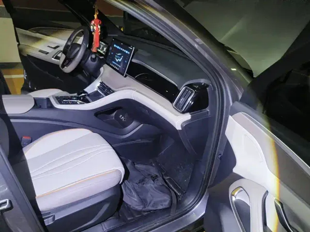 BYD Song Pro — Фото автомобиля 13