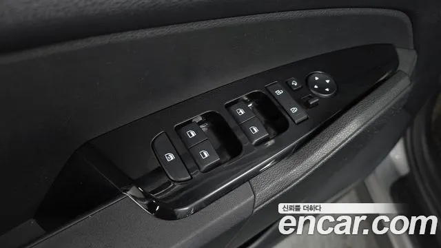 Kia Sportage Sportage 5-е поколение Дизель 2.0 4WD — Фото автомобиля 25