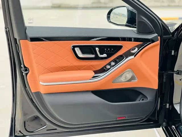 Mercedes-Benz S-Class — Фото автомобиля 17