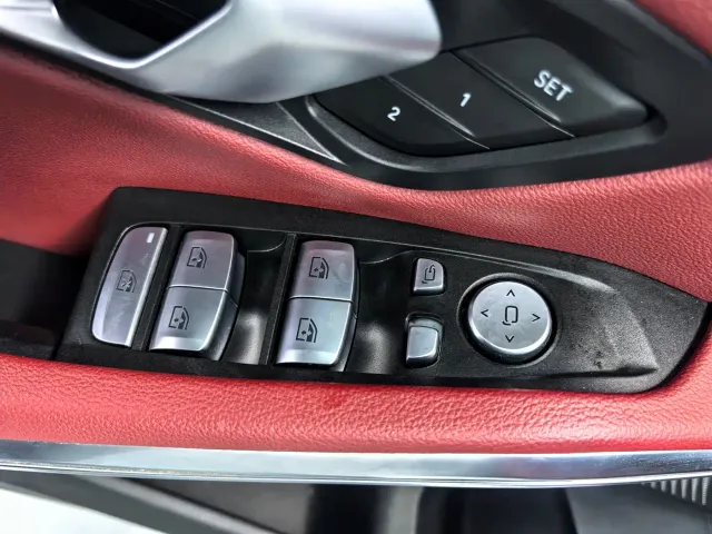 BMW 3 Series — Фото автомобиля 11