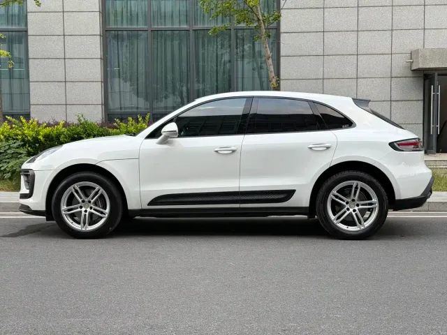 Porsche Macan — Фото автомобиля 4