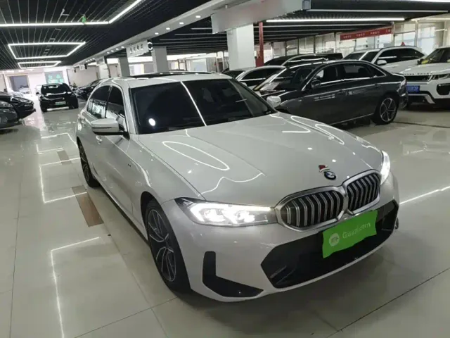 BMW 3 Series — Фото автомобиля 3