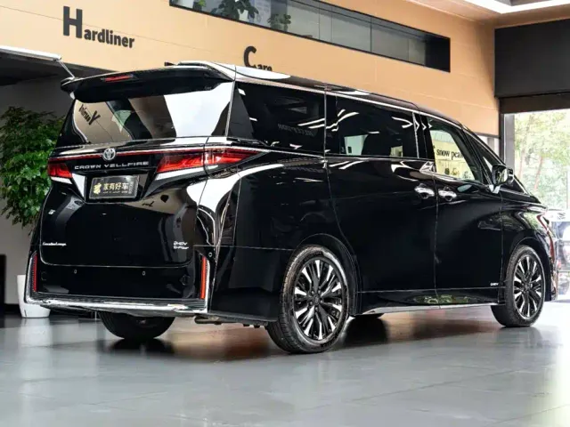 Toyota Vellfire — Фото автомобиля 4