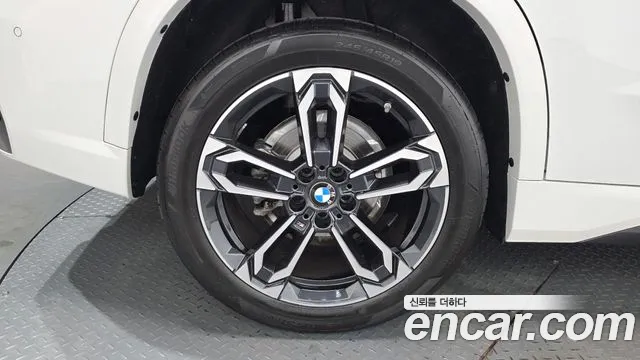 BMW X1 sDrive 18d M Sport — Фото автомобиля 17