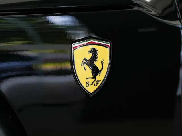 Ferrari Purosangue — Фото автомобиля 3