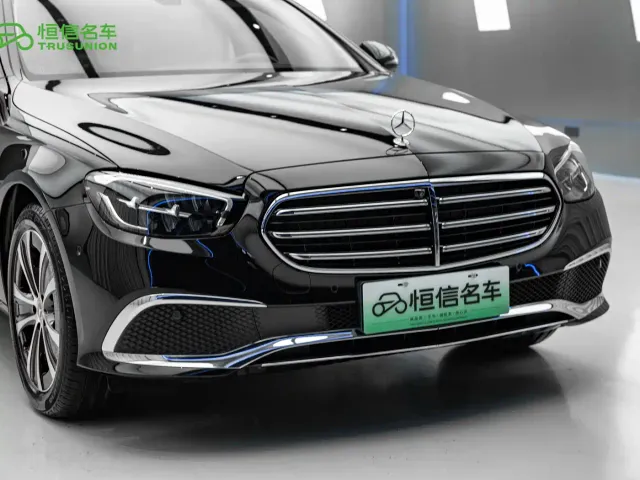 Mercedes-Benz E-Class — Фото автомобиля 8
