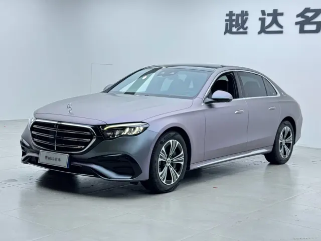 Mercedes-Benz E-Class — Фото автомобиля 4