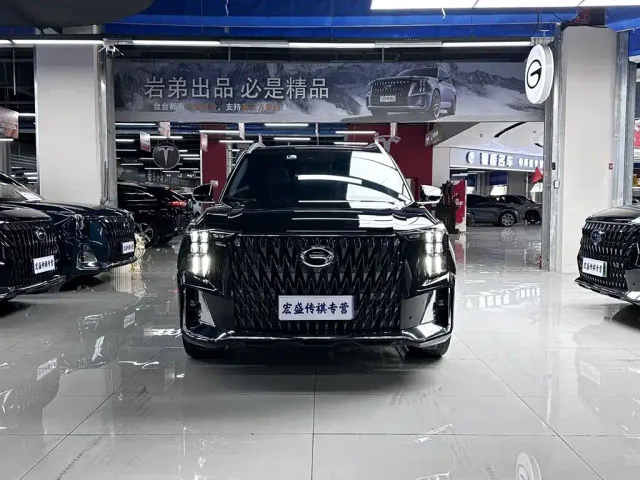GAC Trumpchi GS8 — Фото автомобиля 3