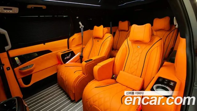 Kia Carnival — Фото автомобиля 9
