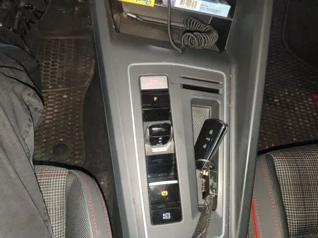 Volkswagen Golf GTI — Фото автомобиля 15