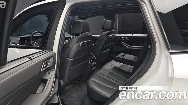 BMW X5 — Фото автомобиля 12