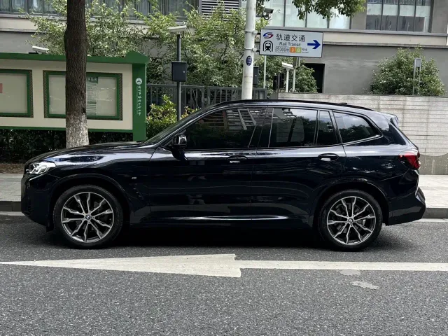 BMW X3 — Фото автомобиля 3