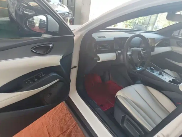 BYD Seal 06 — Фото автомобиля 15