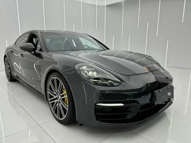 Porsche Panamera — Фото автомобиля 2