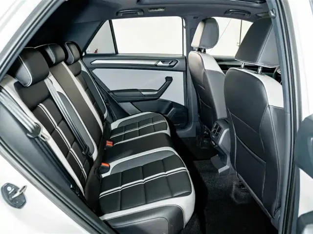 Volkswagen T-Roc — Фото автомобиля 20