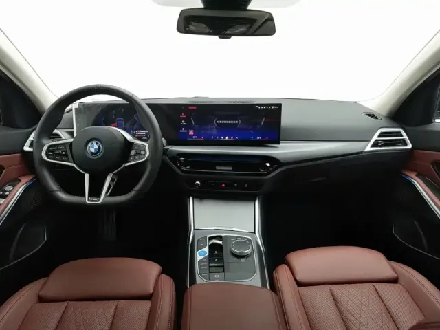 BMW i3 — Фото автомобиля 5