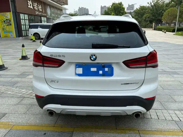 BMW X1 — Фото автомобиля 5
