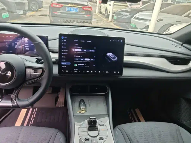 BYD Seal 06 GT — Фото автомобиля 12