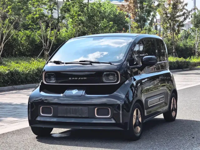 Фотография автомобиля — Baojun KiWi EV