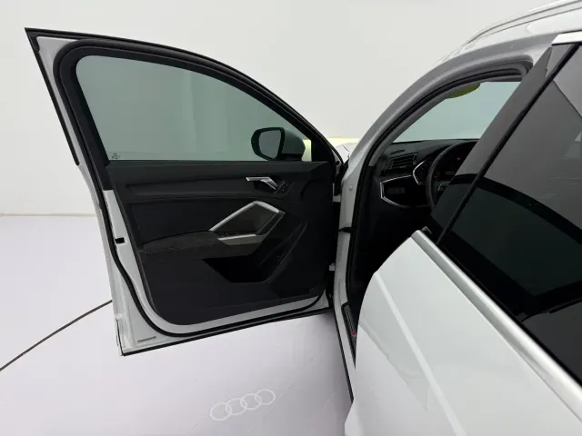 Audi Q3 — Фото автомобиля 21