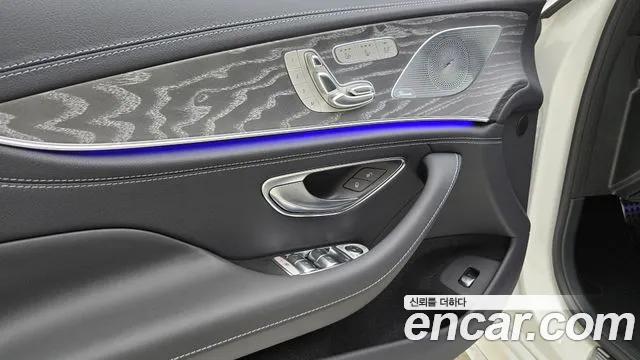Mercedes-Benz AMG GT 4 двери 43 4MATIC+ — Фото автомобиля 15