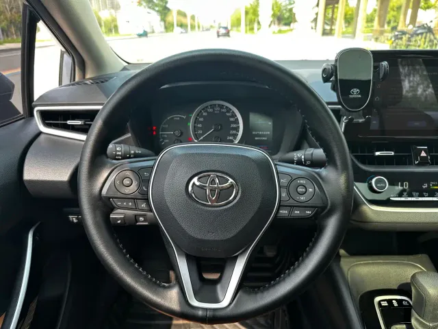 Toyota Corolla — Фото автомобиля 14