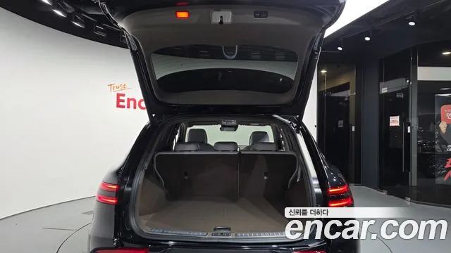 Genesis GV70 2.5T Бензин AWD — Фото автомобиля 18
