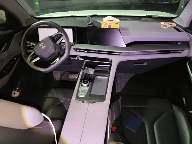 Changan CS75 Plus — Фото автомобиля 12