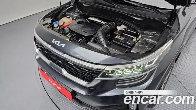 Kia Seltos Seltos Бензин 1.6 турбо 2WD — Фото автомобиля 6