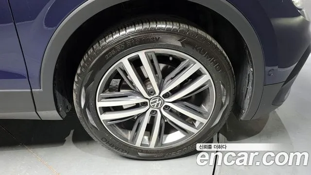 Volkswagen Tiguan — Фото автомобиля 5