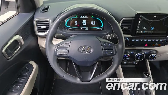 Hyundai Venue — Фото автомобиля 14