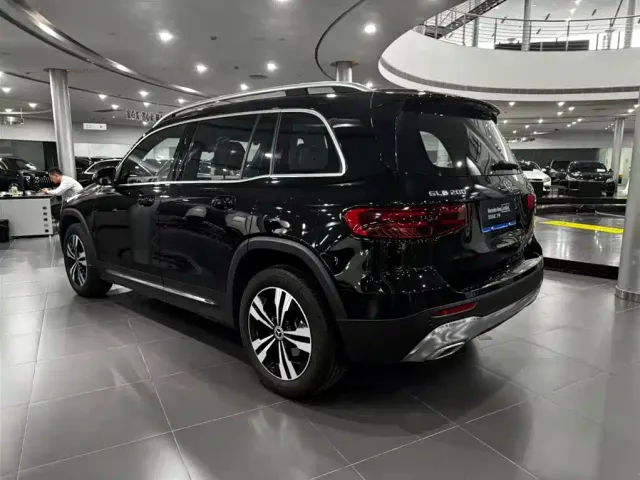 Mercedes-Benz GLB-Class — Фото автомобиля 3