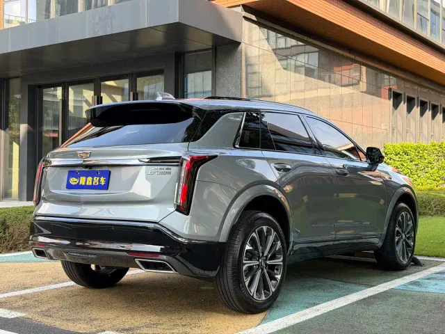 Cadillac XT5 — Фото автомобиля 7