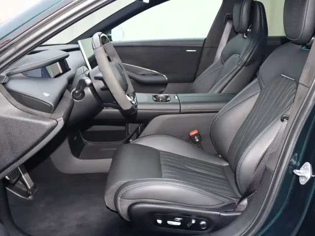 Xiaomi SU7 — Фото автомобиля 4