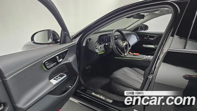 Mercedes-Benz E-Class — Фото автомобиля 10